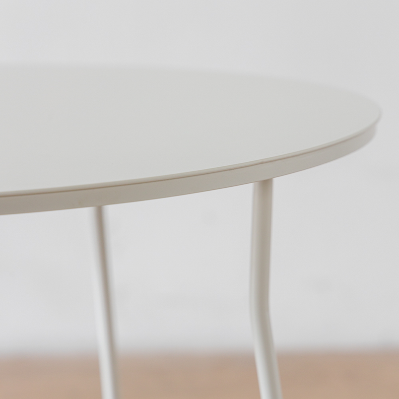 Mesa Lateral Marchena Circular Metal Blanca V-5