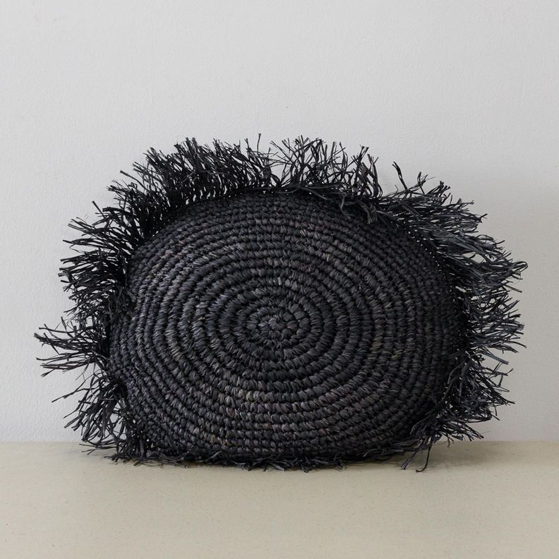 Cojin Dion Negro Redondo-2