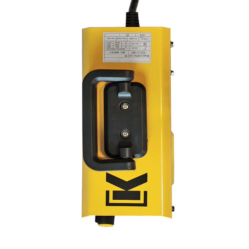 Soldadora Inverter Krafter Compac 135C-4