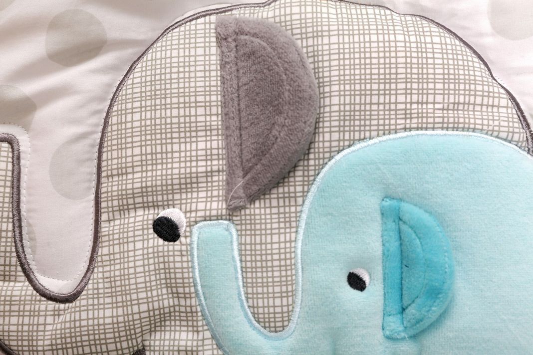 SET ROPA DE CUNA 100% ALGODON MAMÁ ELEFANTE-3
