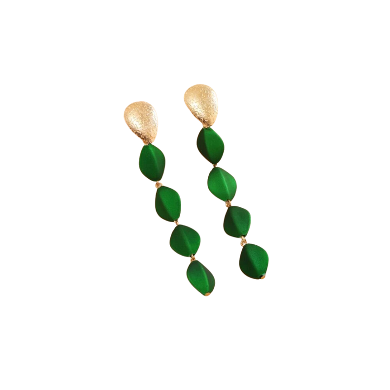 🍃 Pendientes Bohemios – Cuentas de Hoja Verde