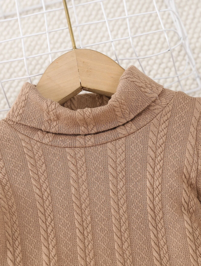 Conjunto de Sudadera y Pantalón con Cuello Cisne-6
