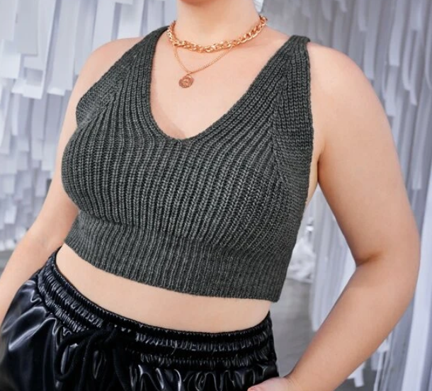 Top Crop Tejido Gris Oscuro-4