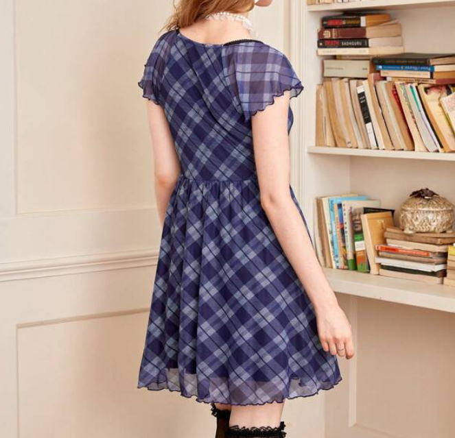 Vestido Casual A Cuadros con Escote Corazón-1