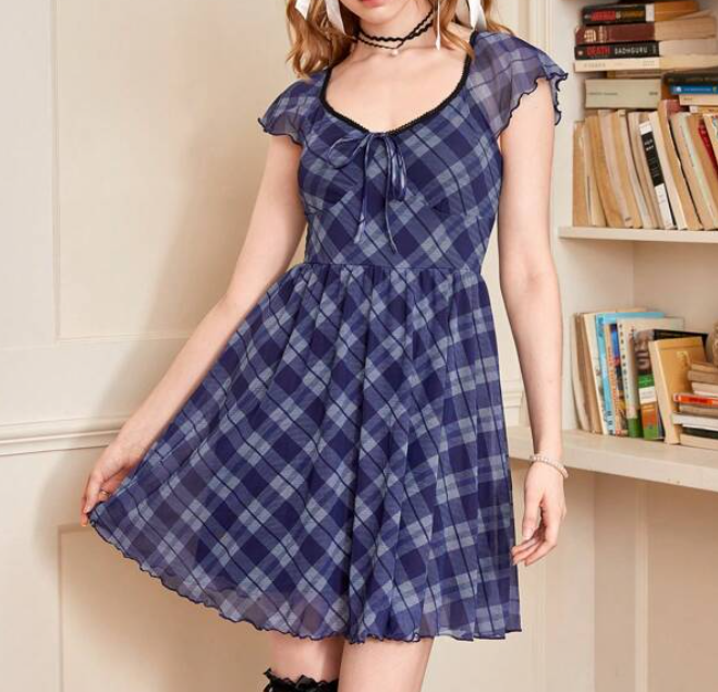Vestido Casual A Cuadros con Escote Corazón-5