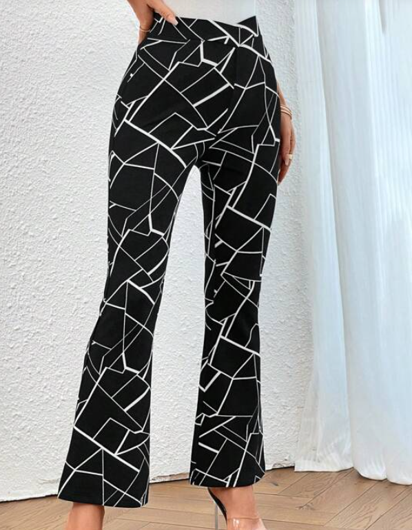 Pantalón Negro con Estampado Geométrico-5