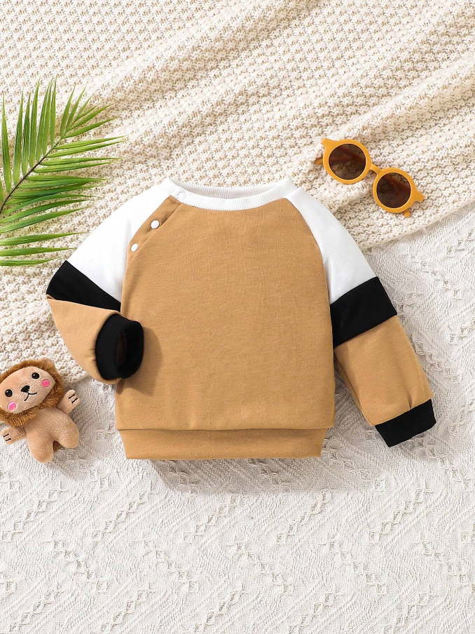 Sudadera para Niños con Manga Raglán en Color Caqui-5