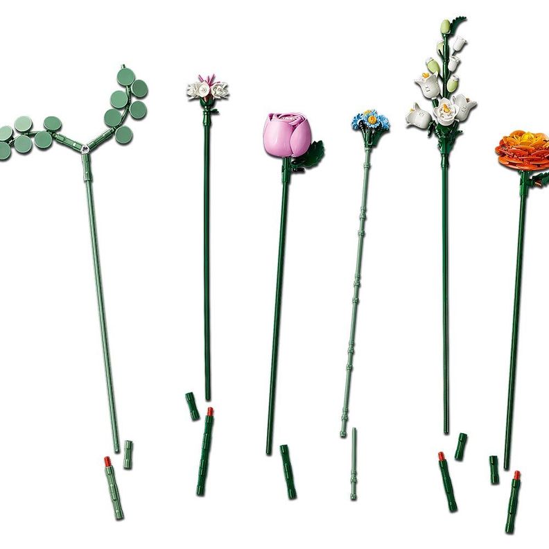 LEGO Ramo de Flores Fantasía en Rosa (10342)-6