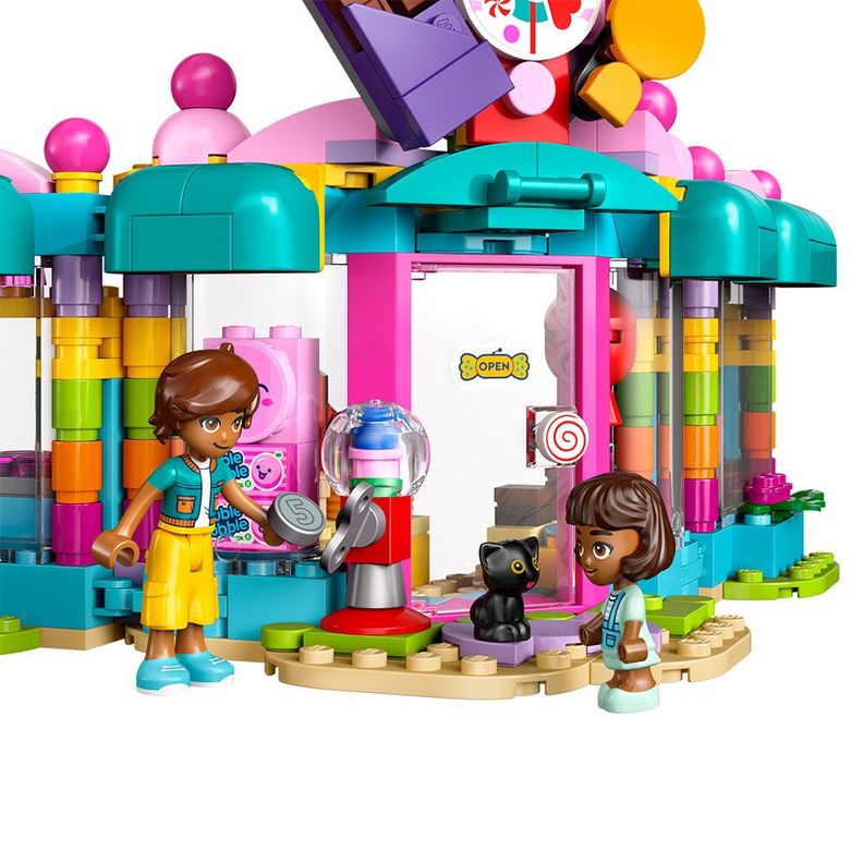 LEGO Tienda de Golosinas de Heartlake City (42649)-4