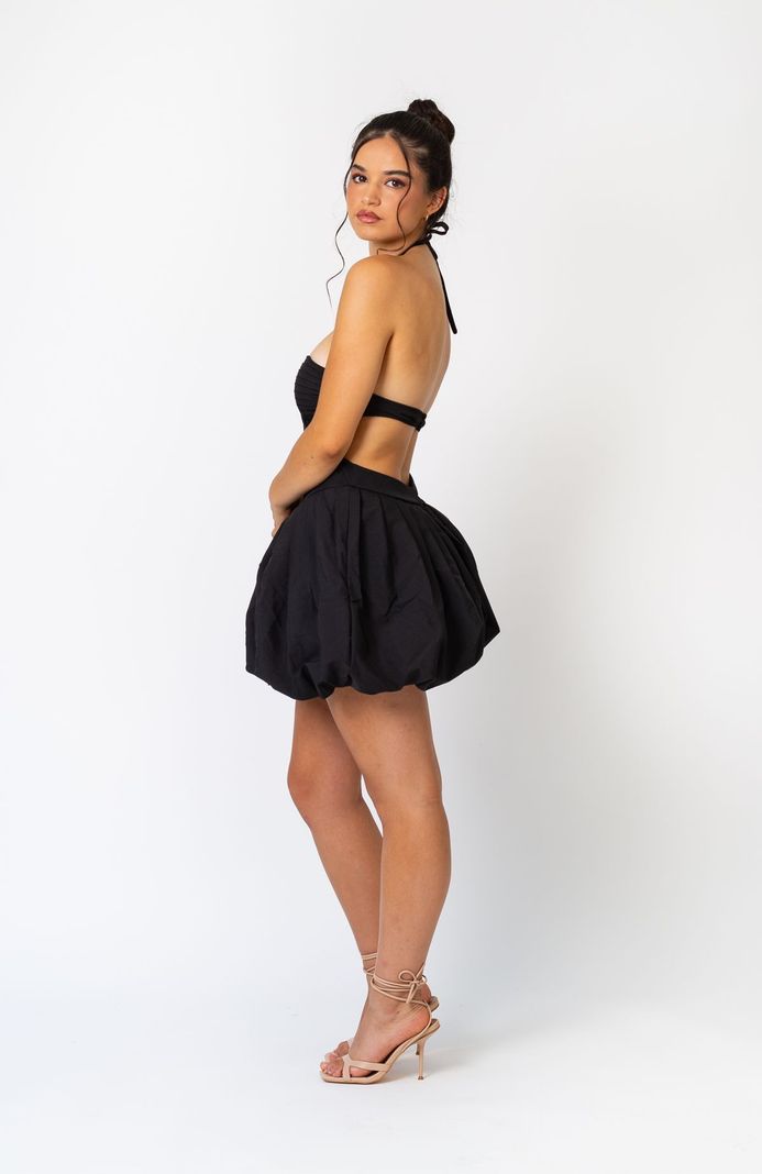 Vestido Negro Corto Falda Globo-0