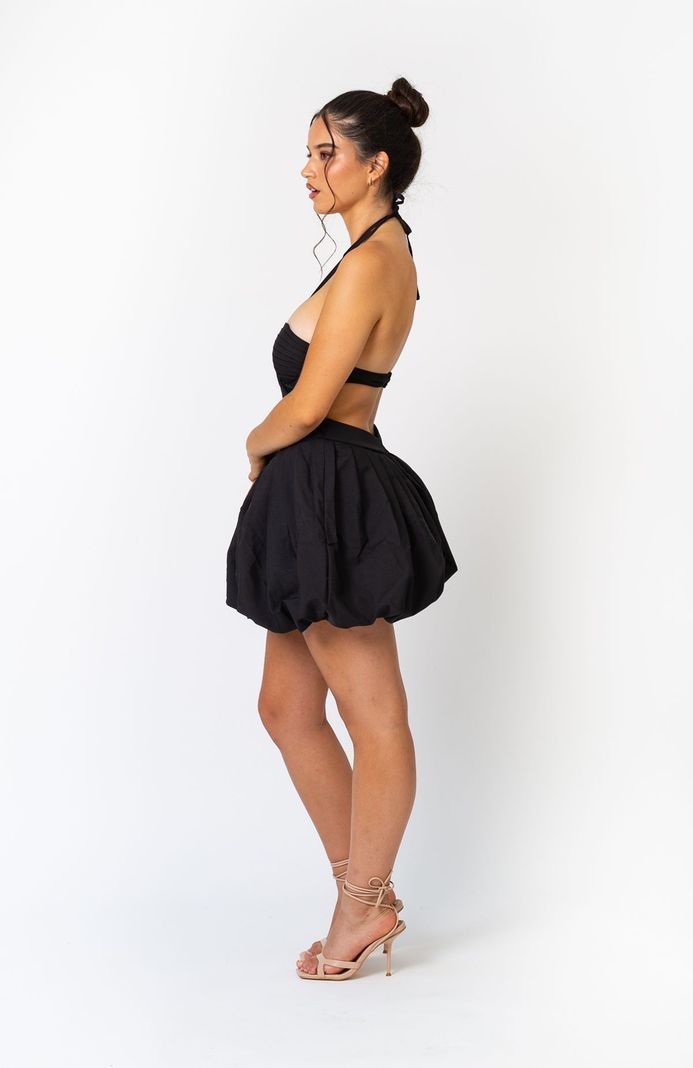 Vestido Negro Corto Falda Globo-1