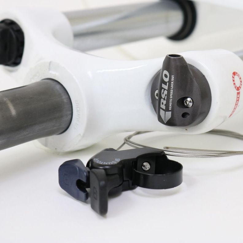Horquilla Suntour 27.5" XCM DS DS 120mm 9x100mm Blanco-3