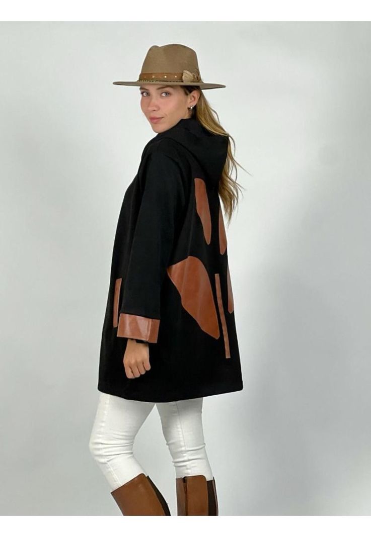 Abrigo Gamuza con Capucha Toques Cuerina-2
