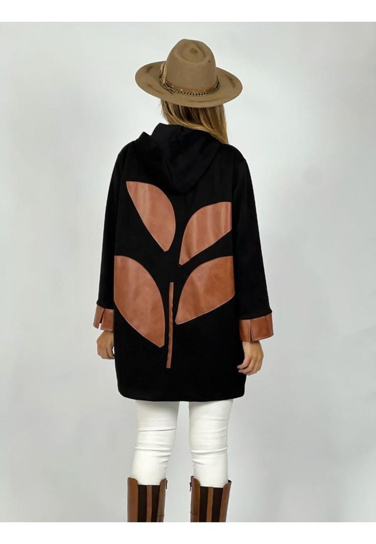 Abrigo Gamuza con Capucha Toques Cuerina-3
