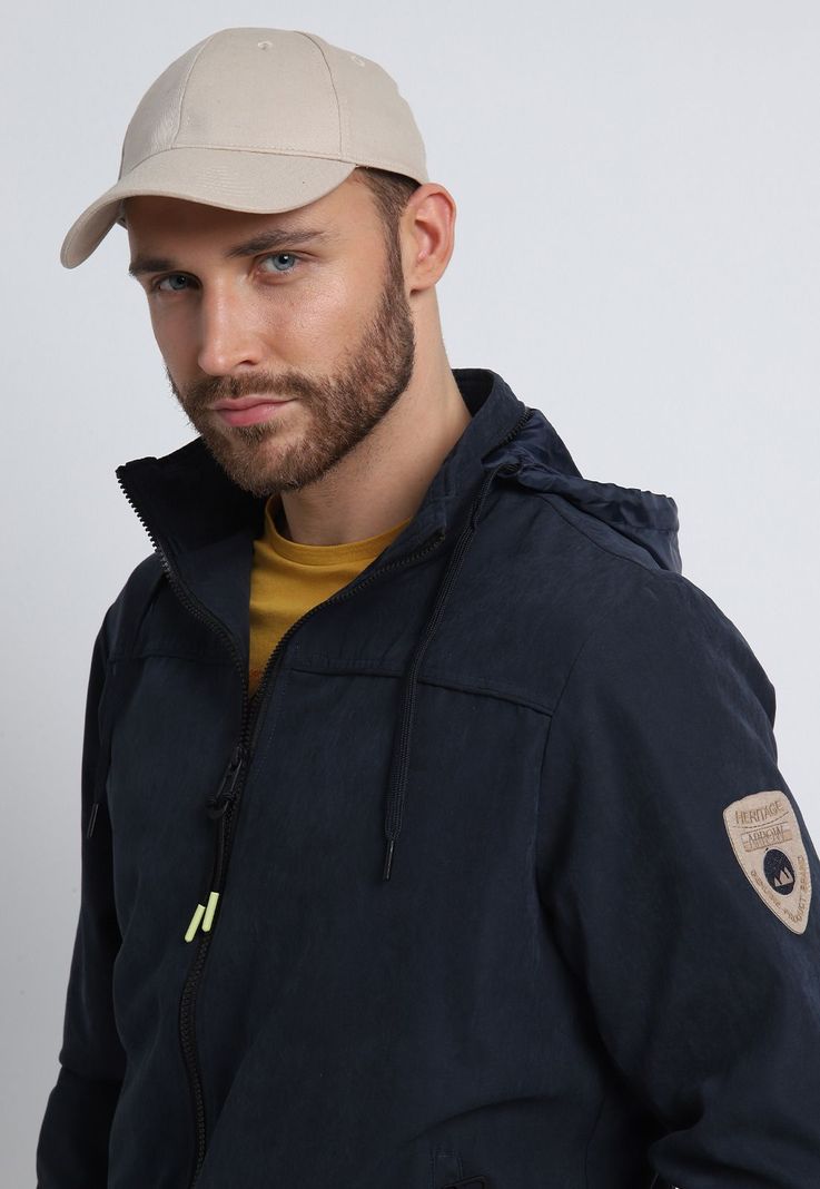 Chaqueta ML Con Gorro Arrow