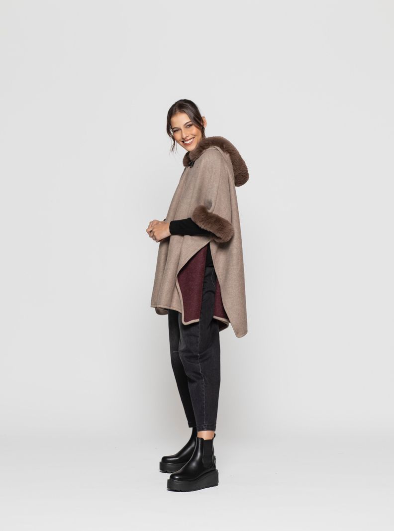 Poncho Mujer Zaina Cafe Lineatre-2