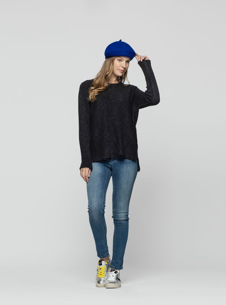 BOINA SARIEL ROYAL-3