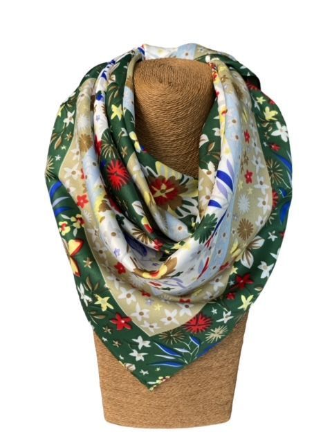 Pañuelo de mujer. Diseño exclusivo Alondra-0