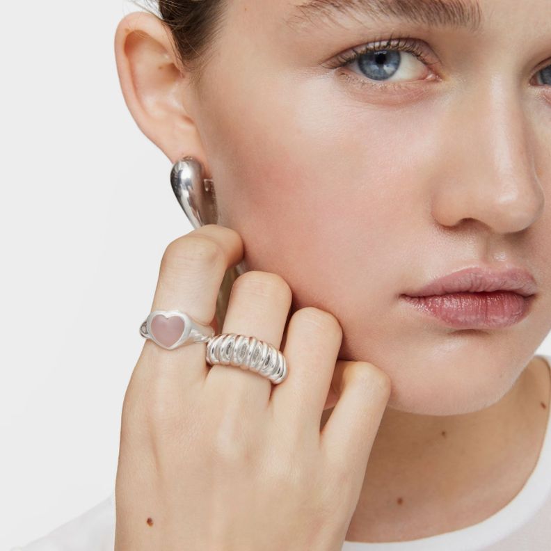 Anillo sello corazón de plata y calcedonia rosa Bold Motif-4