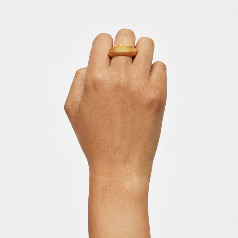 Anillo liso con baño de oro 18 kt sobre plata Dybe-3