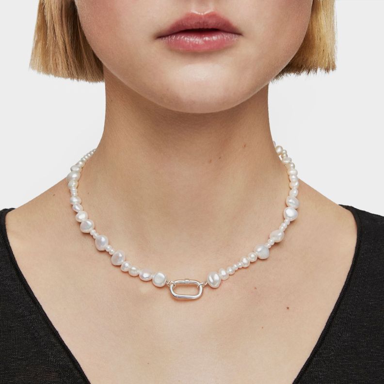 Gargantilla con perlas cultivadas y anilla de plata Hold Oval-3