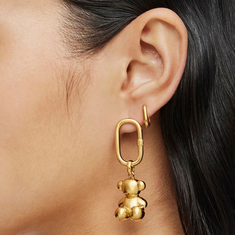 Pendientes cortos con baño de oro 18 kt sobre plata Hold Oval-5