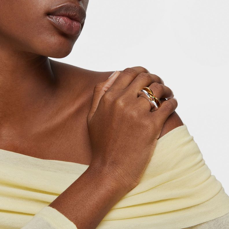 Anillo pequeño con baño de oro 18 kt sobre plata y gemas Basic Colors-5