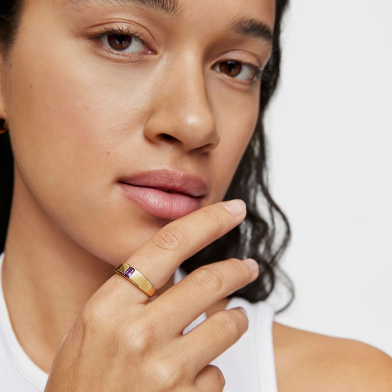 Anillo sello con baño de oro 18 kt sobre plata y amatista-3
