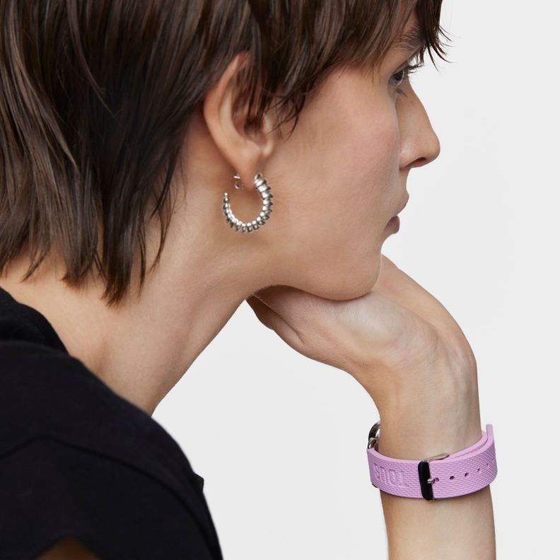Reloj smartwatch con correa de silicona rosa D-Connect-6