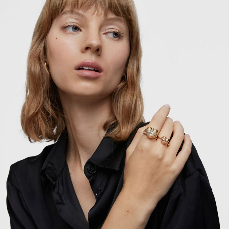 Anillo mediano corazón con baño de oro 18 kt sobre plata-4