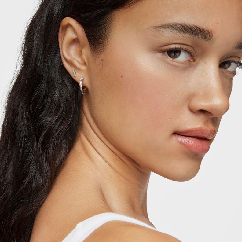 Aros doble corto de oro blanco con diamantes Les Classiques-4