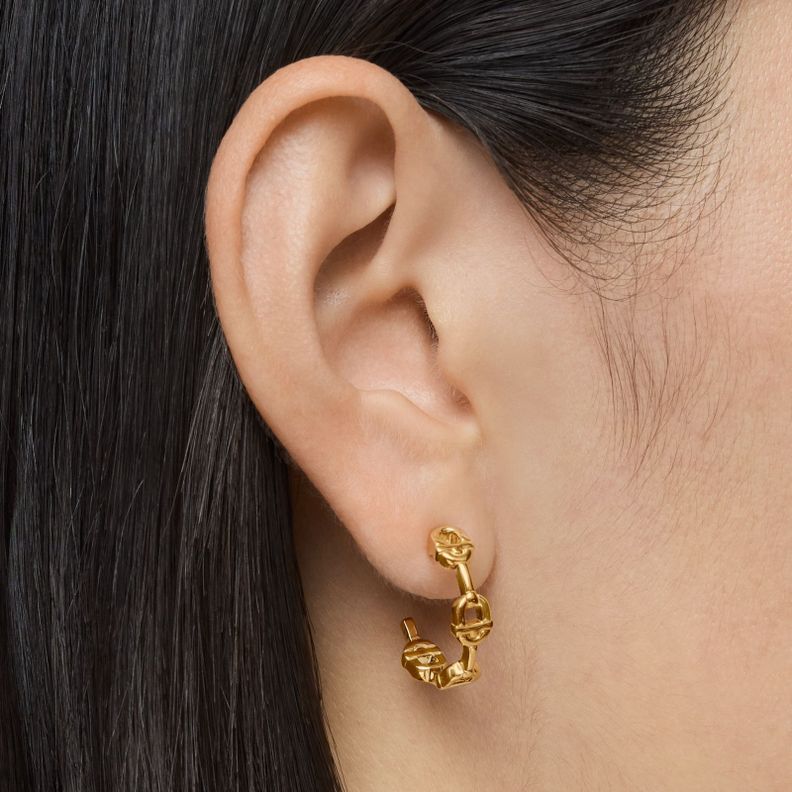 Pendientes de aro logo con baño de oro 18 kt sobre plata-5