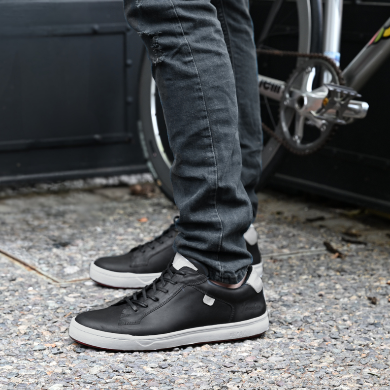 Zapatilla Cuero Hombre Vecchio - Negro-2