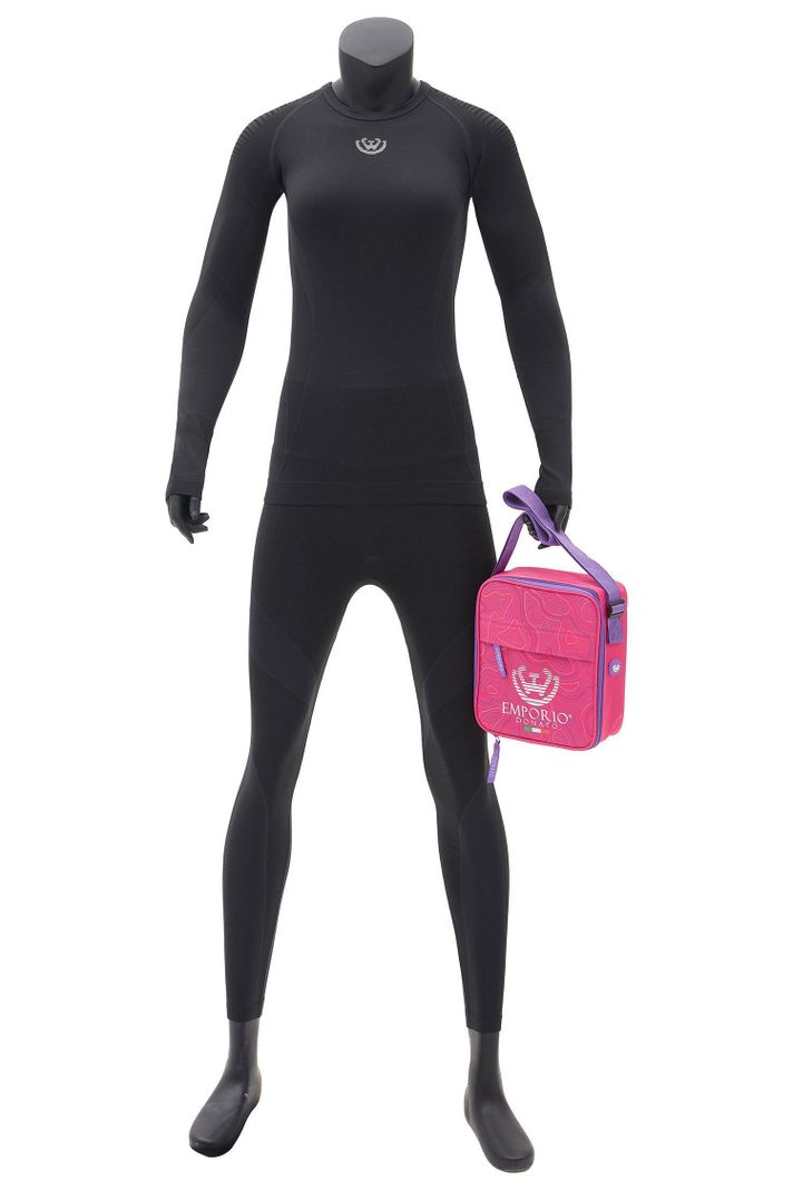 Pack de Camiseta y Calza Deportiva Primera Capa Microfibra Mujer Con Bolso Regalo.