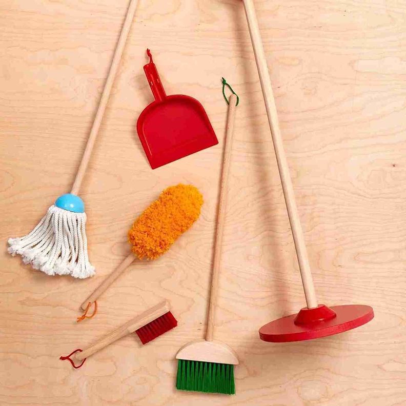 SET DE ASEO Y LIMPIEZA JUGUETE DE MADERA PARA NIÑOS-3