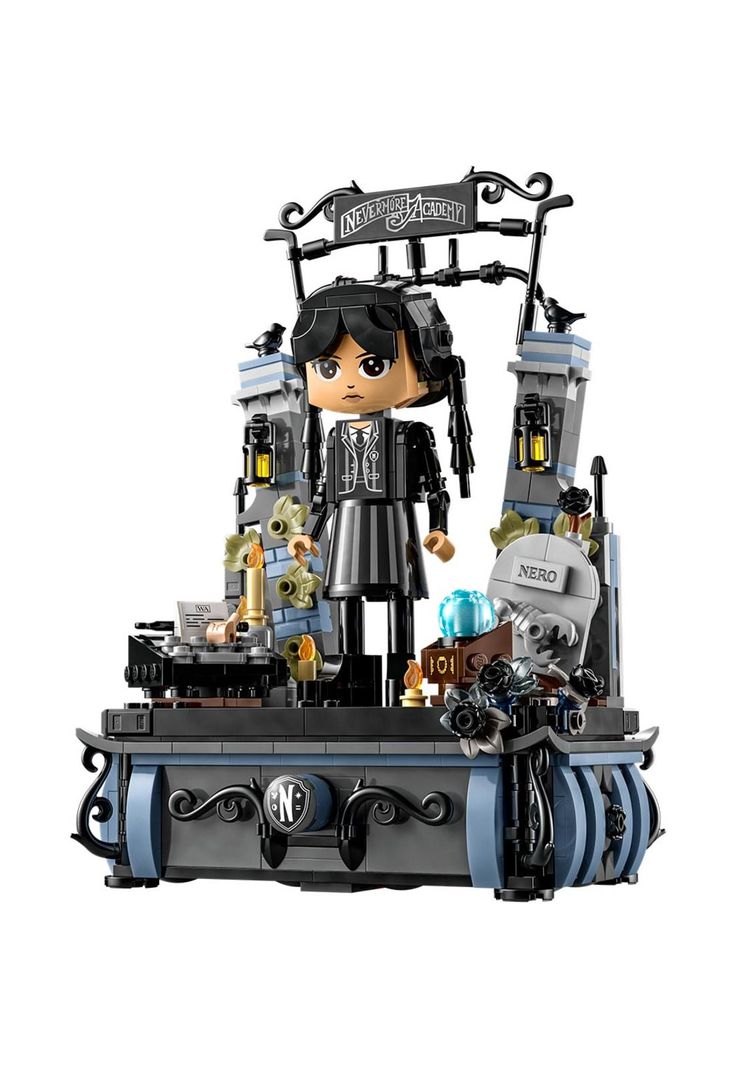 LEGO Wednesday Figura de Merlina Addams - 76780-1