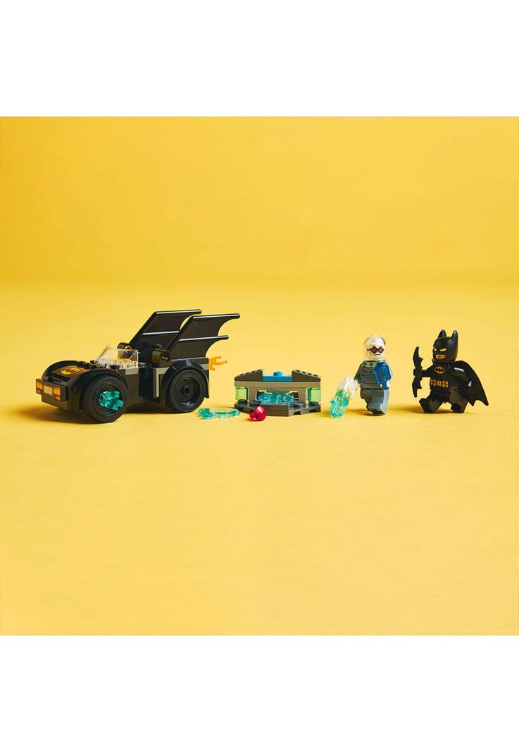 LEGO DC Batman y Batimóvil vs. Mr. Freeze - 76301-7