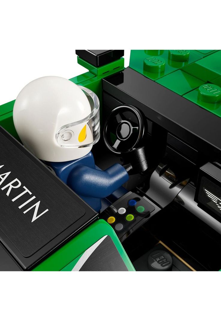 LEGO Safety car de Aston Martin y AMR23 - 76925-2