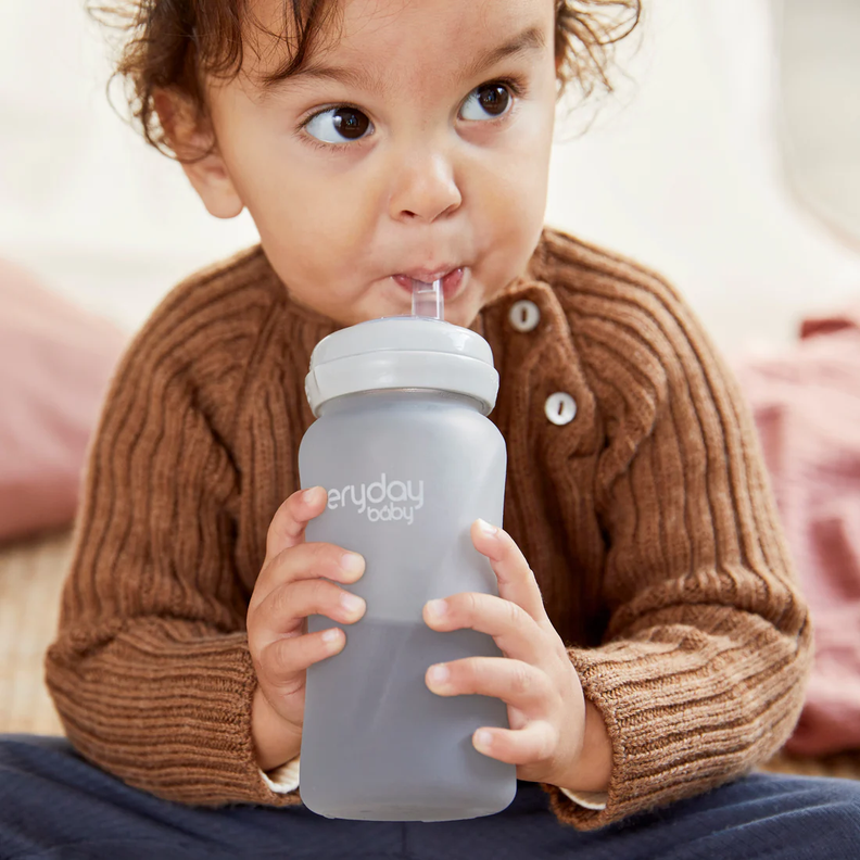 Mamadera De Vidrio Con Bombilla 240 ML Gris-4