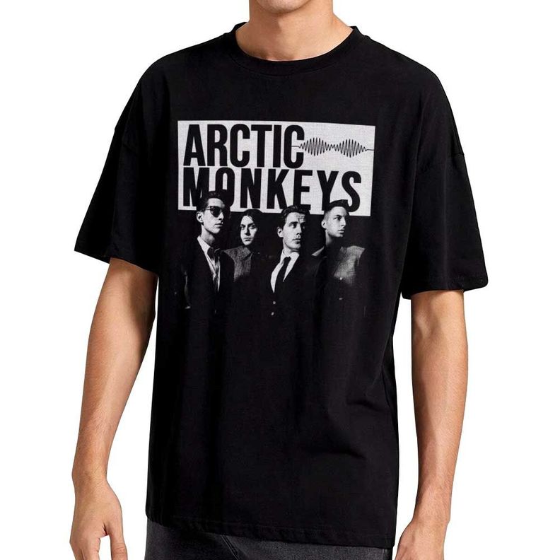 POLERA ESTAMPADA ARCTIC MONKEYS INTEGRANTES ROCK-0
