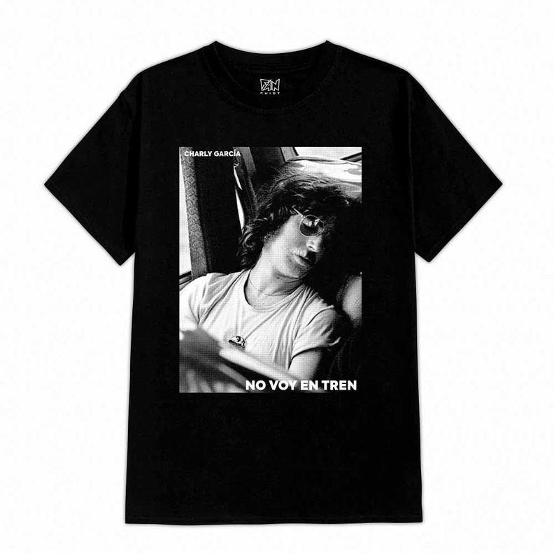 POLERA ESTAMPADA CHARLY GARCIA NO VOY EN TREN ROCK LATINO-0