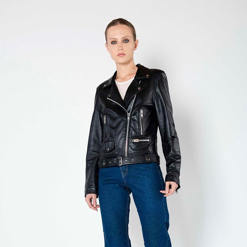 Chaqueta De Cuero Biker Momoka Negra Detalles Plateados Amen-0
