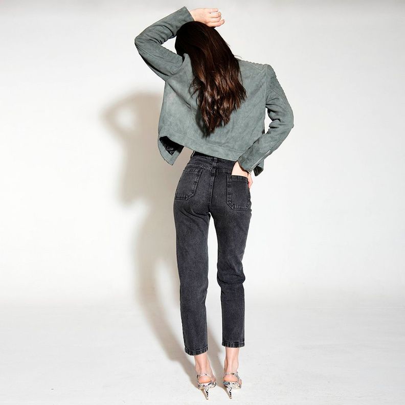 Mom Jeans Nara Clasicos Negros Amen -1