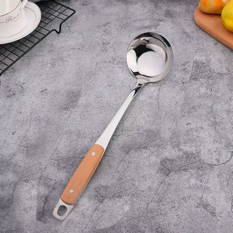 Cucharon Inoxidable Mango Madera Para Tu Cocina-2