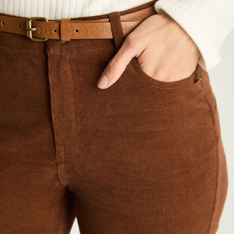 Pantalón De Cotele 5 Bolsillos Con Cinturón Café-1