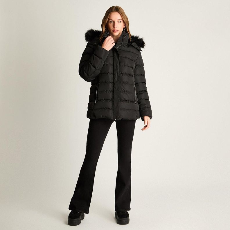 Parka Con Gorro Y Aplicaciones En Cintura Negro-1