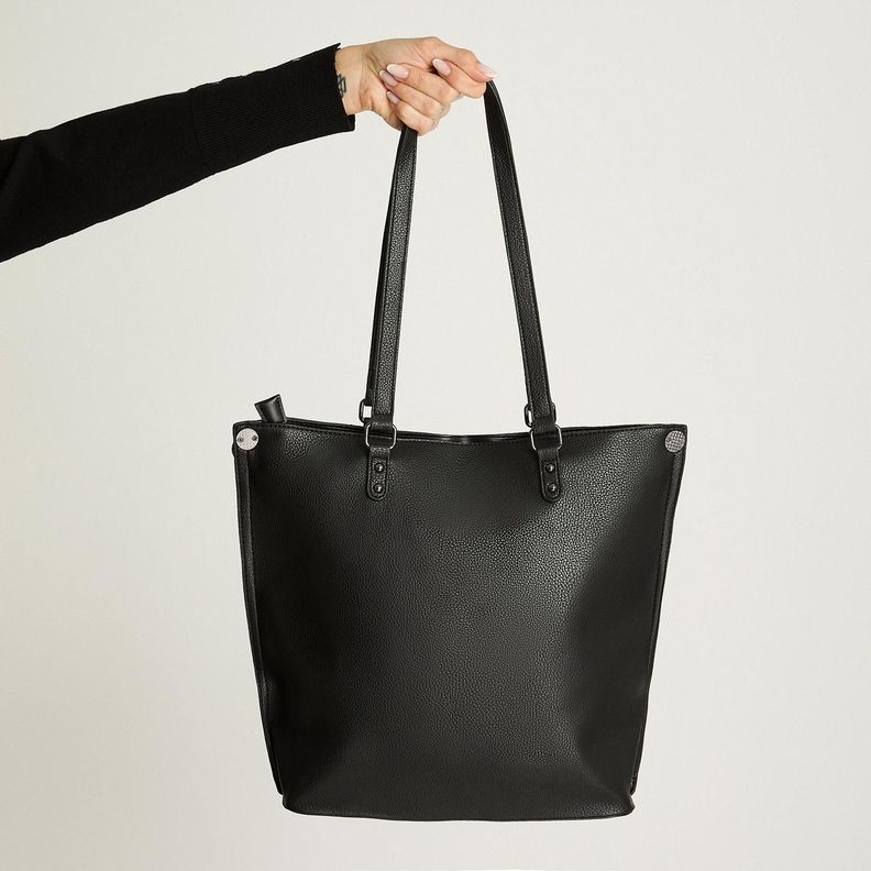 Cartera Grande De Pu Con Strap Y Cadena Negro-1