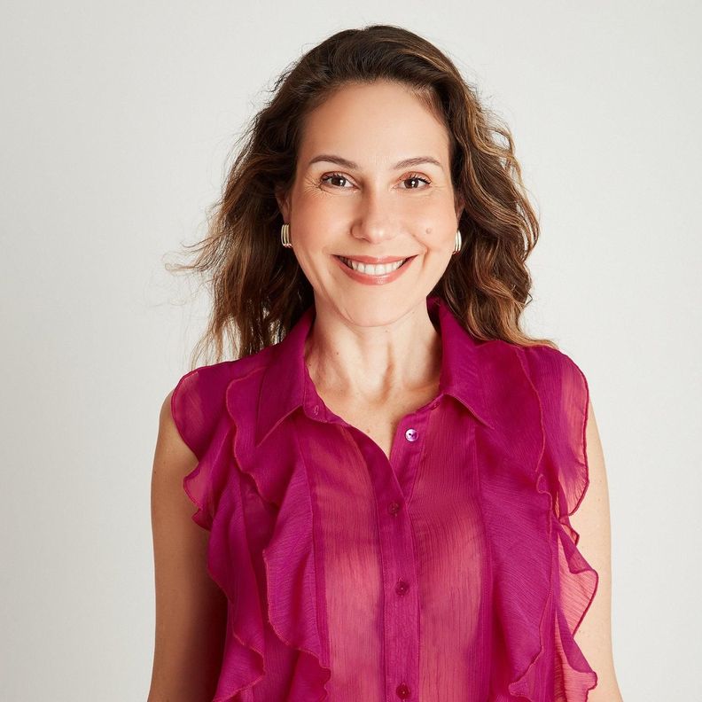 Blusa Fucsia Con Detalle De Volante-2