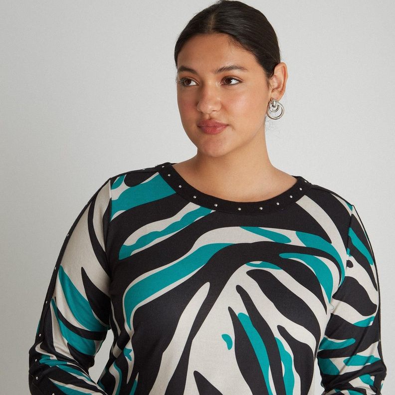 Polera Camant Manga Larga Con Diseño de Bloques y Brillo Esmeralda-5