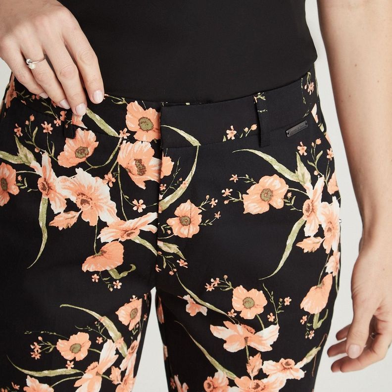 Pantalón Formal Negro Pierna Pitillo Estampado Crop-2